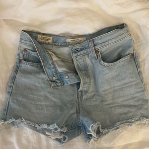 Levi’s denim shorts